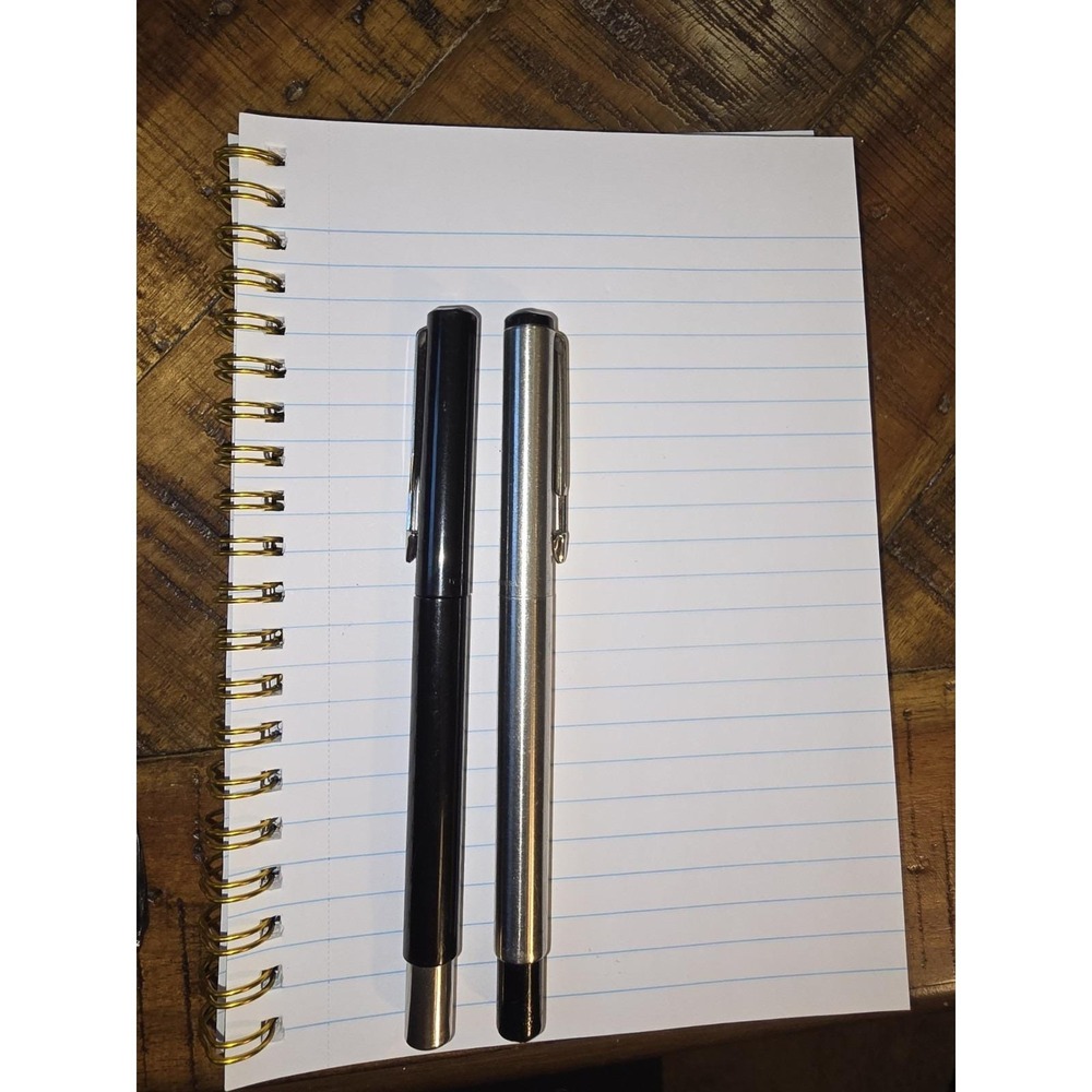 Lot 2 Vintage Parker Vector Fountain Pens Black & Stainless Steel Made In USA